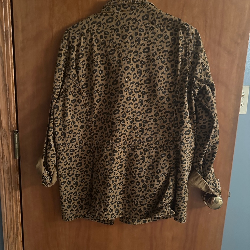 Cheetah jacket - Picture 3 of 3